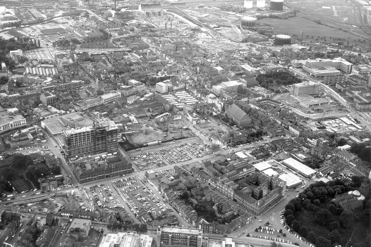 Northampton as it used to be: 38 fantastic aerial pictures of the town ...