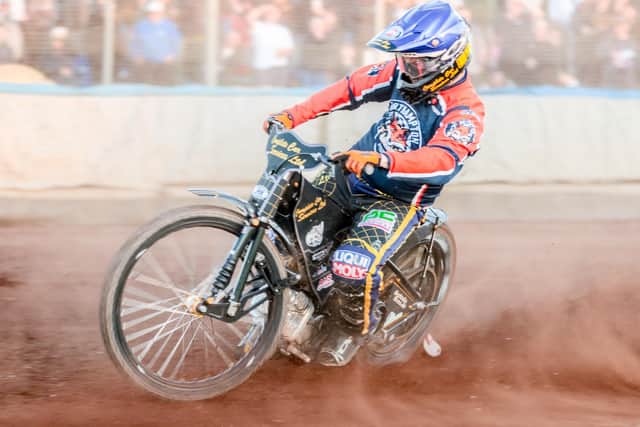 Northampton Foxes suffereed a sixth defeat out of seven, this time at Leicester (Picture: Lee Scriven)