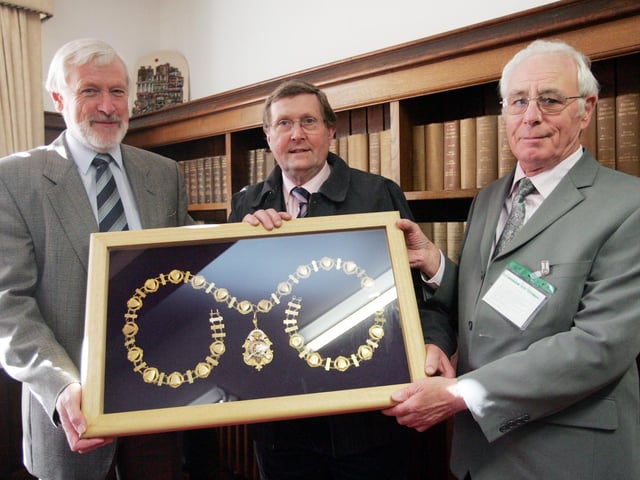 Moulton College Principal / Head Teacher receives chains of office from the Northampton Town and Country Butchers Association. Pictured in 2008 is Principal Chris Moody (left) , Chris Saul and David Hillyer