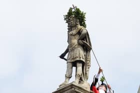 The Mayor placing an oak wreath on the statue of Charles II