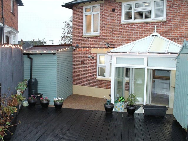 This house in Fairfield Square, Cosham is up for sale.
