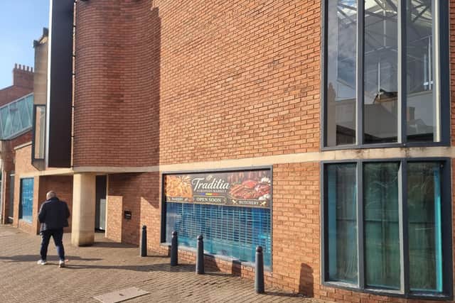 Signage has appeared at the former Thackerays store on a busy Northampton street, suggesting a new venue could “open soon”.