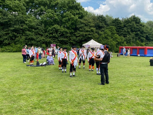 West Hunsbury Parish Council held a free funday in Ladybridge Park. There were stalls, bands, children's entertainment and more. Residents flocked to the park to enjoy the fun.