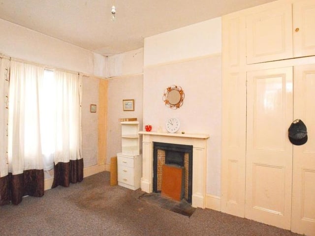 A versatile six-bedroom terraced house located close to all local amenities. Accommodation briefly comprises of entrance hall with access to the cellar, lounge, dining room and kitchen/breakfast room. First floor comprises of four bedrooms and a family bathroom. Second floor comprises of two additional double bedrooms. This property is for sale by the Modern Method of Auction.