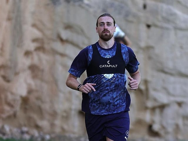 Tom Eaves joined the squad in Spain as he recovers from surgery
