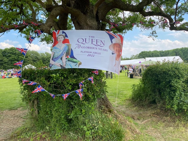 West Hunsbury Parish Council held a free funday in Ladybridge Park. There were stalls, bands, children's entertainment and more. Residents flocked to the park to enjoy the fun.