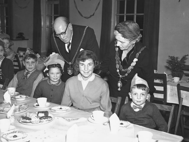Mayor and Mayoress of Northampton at children's party