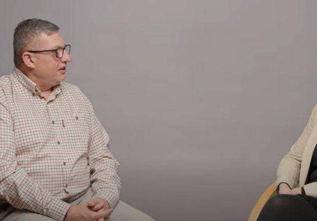 Expert by expert Phil Credland and psychotherapist Liz Ritchie discuss stigmatising language 