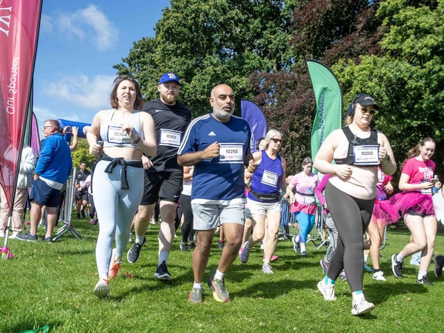Walkers, runners and joggers completed two laps of Abington Park for the 10k Race for Life on Sunday (July 14).