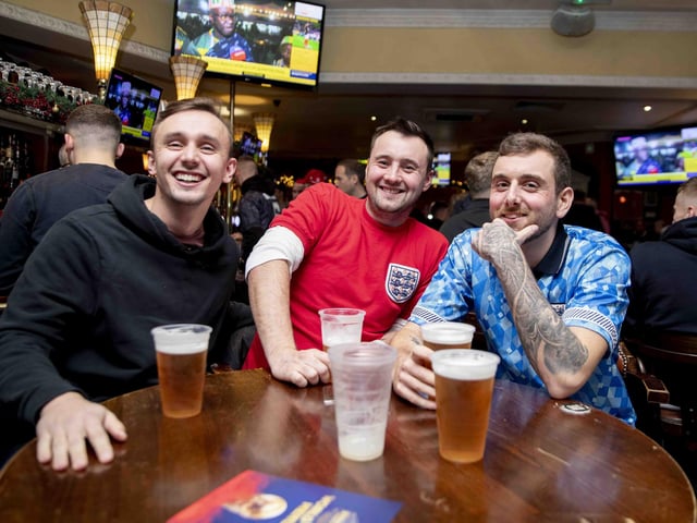 Fans head to The Barratts to watch The Three Lions in Qatar