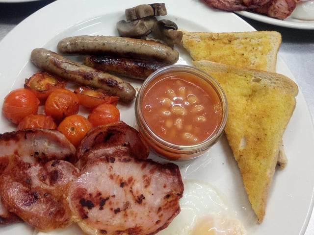 If you are looking to go further afield and find yourself near Daventry, Kitchen in Bowen Square has been recommended. Across their five options – the mini breakfast, full English breakfast, breakfast box, big kitchen box and the vegetarian breakfast – there is something for everyone.