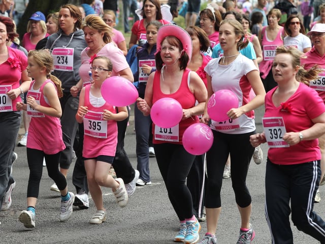 2011 - Over four thousand women run down Park Avenue South during the 5k Race for Life at Abington Park in Northampton.
