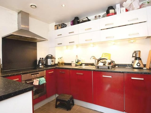 Located in Northampton town centre is this two bedroom apartment situated on the fourth floor. Benefits include parking and a convenient location for all local amenities including Northampton train station. For sale by the Modern Method of Auction.