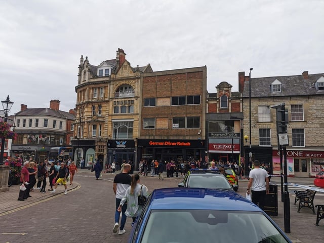The scene in Northampton town centre today (Tuesday) as police and bomb squad units deal with "suspicious object" found in doorway near Market Square
