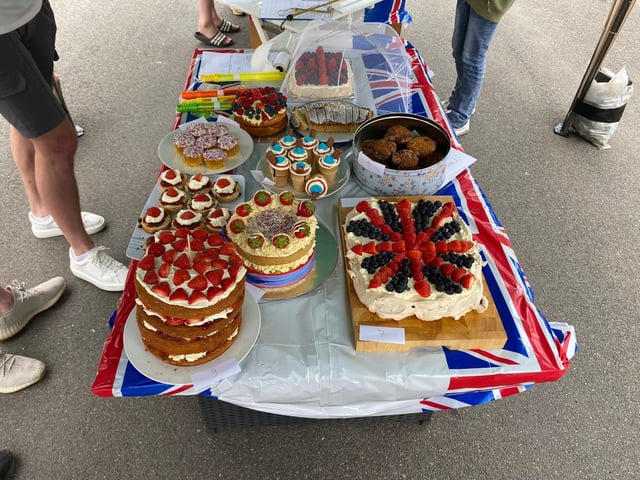 Rushmere Avenue celebrated with a cardboard cut out of the Queen.