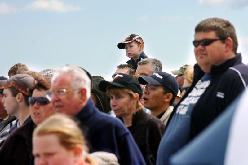 The crowds were huge for the 2007 airshow. Have you spotted anyone you know?