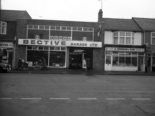 Bective garage, Kingsthorpe, Northampton, November 27 1969 with A Newman and Son, fish and poultry next door
