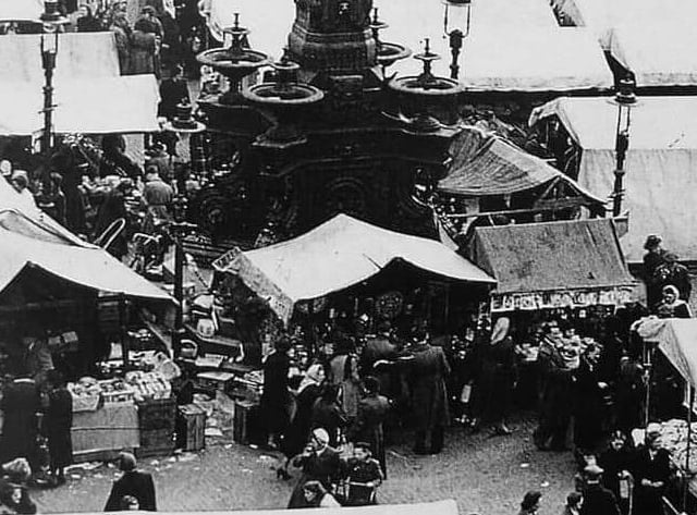 Market Square. Year unknown.