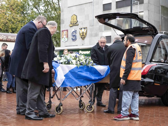 The memorial service for well-known Northampton homeless man George Murray was held on Sunday (November 6) in the Market Square