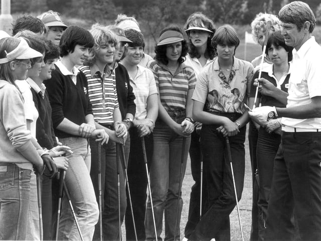 Delapre Golf Complex, girls practice, date unknown