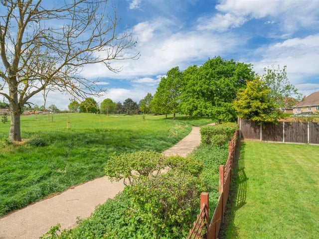 Turnberry Lane, Collingtree, Northampton