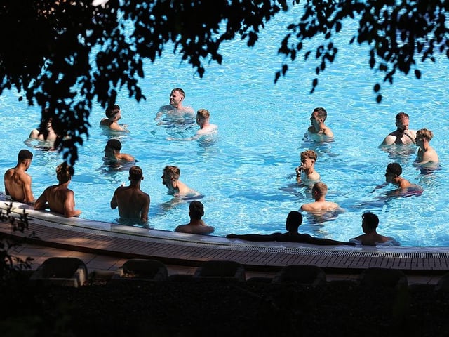 The squad enjoy the facilities