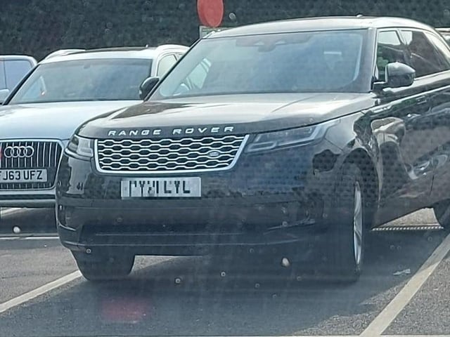 'Typical Range Rover driver, they think they are posh farmers.'
