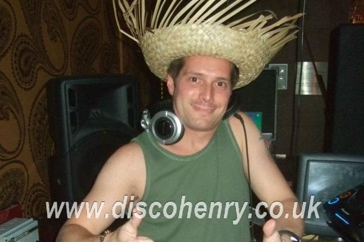 Nostalgic photos from a summer night out in town 17 years ago