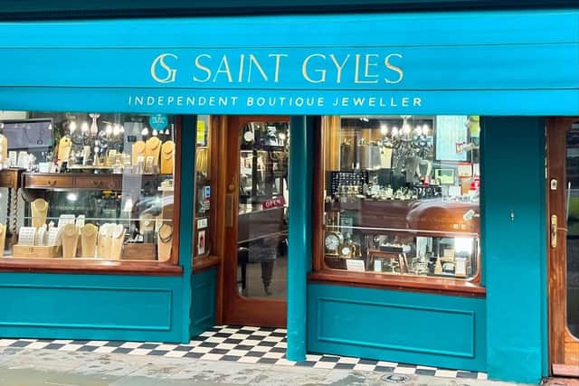 The business is a traditional jewellers selling engagement rings, pre-owned jewellery and watches, fashion brands, high-end and bespoke items.