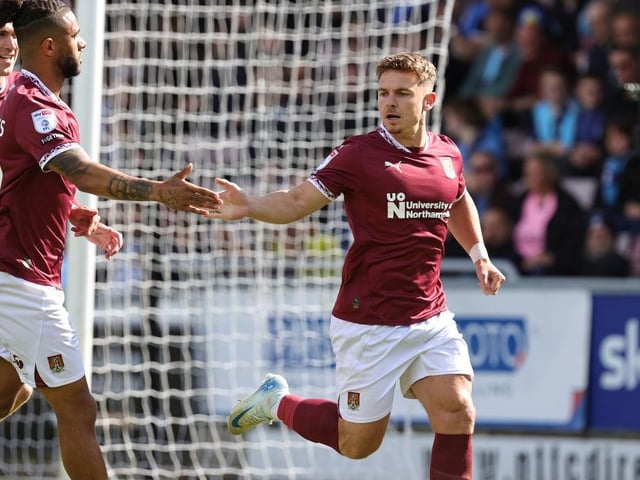 Won and scored the early penalty for his first of the season. Dispatched it with confidence but it wasn't to be the spark that either he or the team were hoping for... 6