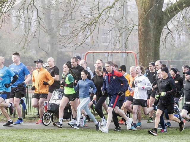 More than 400 runners took to The Racecourse on Saturday (February 24) in memory of mother-of-five Lyndsey Kirchin