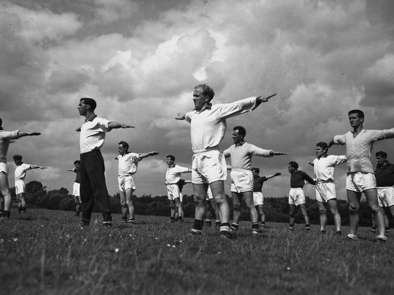 Cobblers report back for training, July 28, 1958