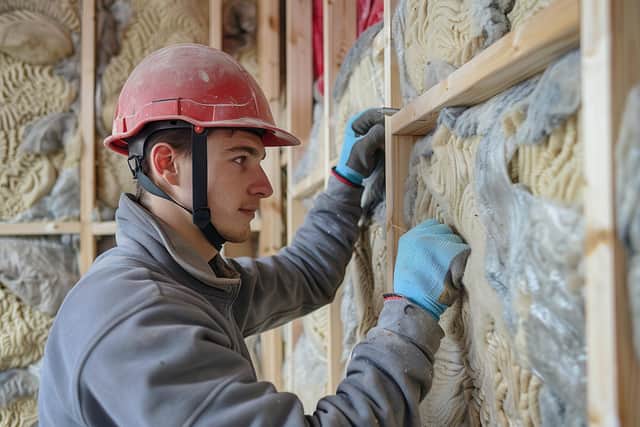 What cost insulating homes (photo: Adobe)