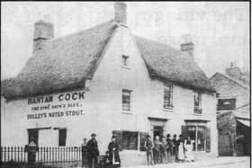 After the fire in 1675, the town banned buildings from having a thatched roof. But as the Bantam Cock was then outside the town boundary, it was able to retain its thatch.