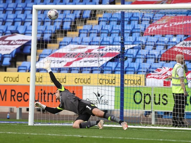 Captain on his 350th appearance for the club but he couldn't mark it with a goal. Whistled a half volley wide and saw a couple of shots blocked before being given a golden chance from the spot. Went for power but hit it too hard and too high... 6