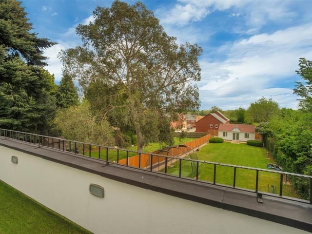 Chelton Brown / Rightmove