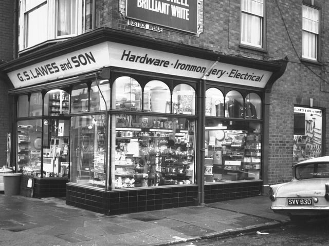 Lawes hardware shop, corner of Wellingborough Road and Bostock Avenue, Northampton, November 23, 1970