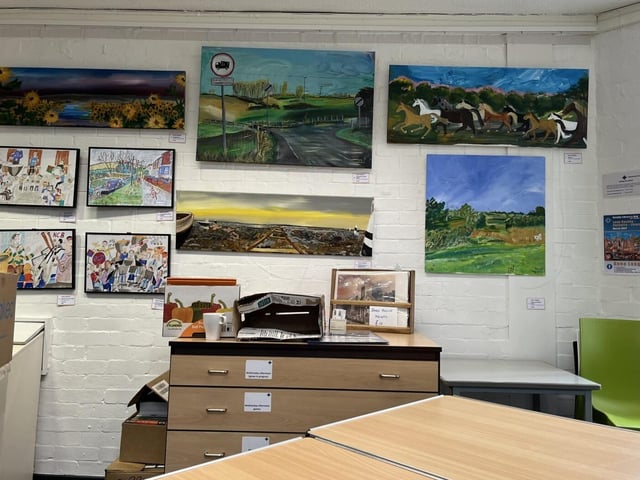 Anna's art exhibition (1)