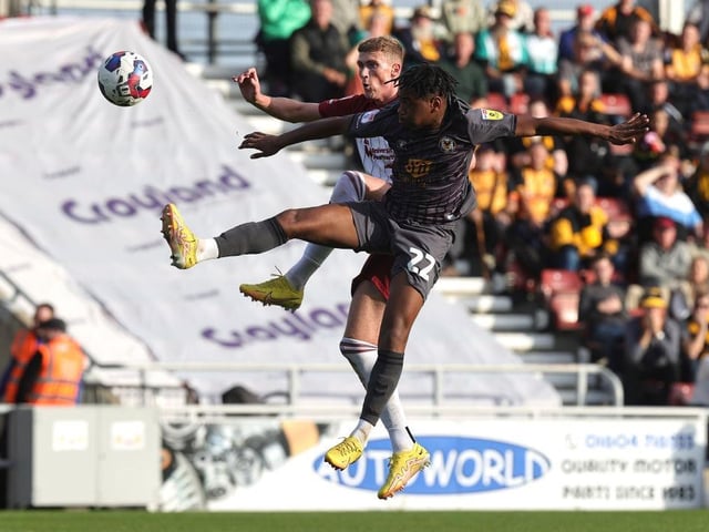 Fresh from signing his new contract, Pinnock struggled to make any impression in the first half. But he always stayed available and always wanted the ball. Massive air-shot at an attempted and ambitious volley inadvertently led to the late, late equaliser! ... 6
