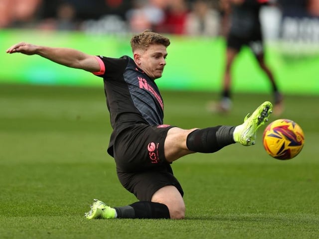 Forced O'Donnell to save well with a well-hit early shot and then headed over. But most of his work came in the press which was effective in both blunting Blackpool and creating counter-attacking opportunities... 6.5