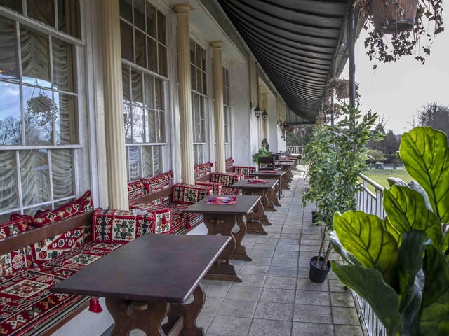 Customers can expect “hearty and traditional food”, including big steaks, party meals, and sharing boards for groups as large as 10.