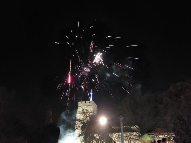 Earls Barton celebrates Christmas Eve in the Square - All eyes were on the fireworks