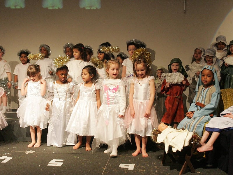 2008 - Castle Primary School nativity.