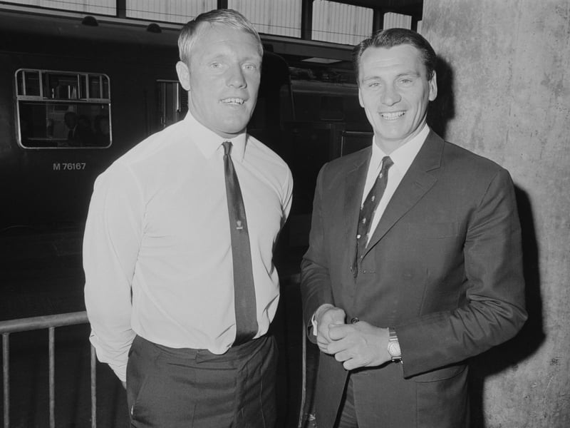 British soccer player Frank Large (1940 - 2003), new signing for Fulham FC, with his new manager Bobby Robson (1933 - 2009) 15th June 1968. Frank Large played for Northampton Town in 1962/3, 1966/67 and 1969-1972. (Photo by John Downing/Daily Express/Getty Images)