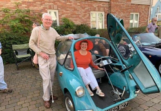 Neil Percival and Carol Linnett in the Heinkel Bubble Car