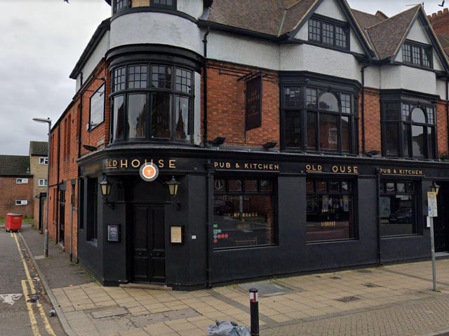 4 Google Stars (572 reviews)
214-216 Wellingborough Rd, Northampton NN1 4EE
"Delicious Sunday lunch - perfectly cooked with generous portions and the most amazing fresh Yorkshire puddings ."