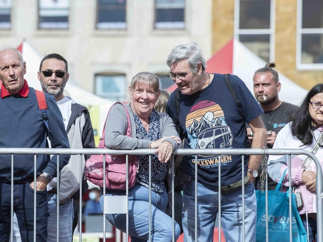 Hundreds enjoyed music, circus acts, and memories from the decade during a sixties celebration event in Northampton's Market Square on Saturday (September 24).