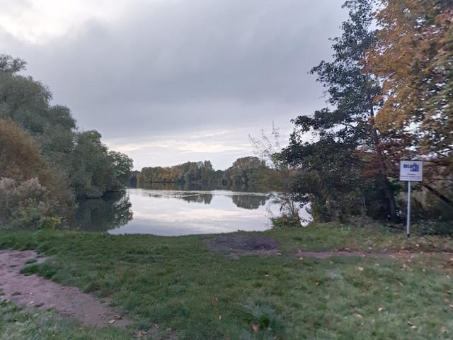 This walk is just over two miles long and encompasses a walk from Delapre Abbey around its nearby lake