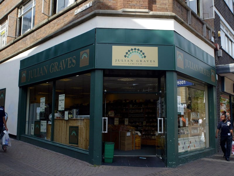 2006 - Julian Graves on Abington Street