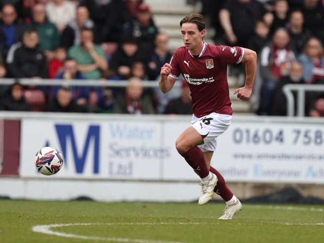 Another one who had an off day and slipped well below the high standards he's set for himself. Never really able to get a consistent foothold in midfield... 5